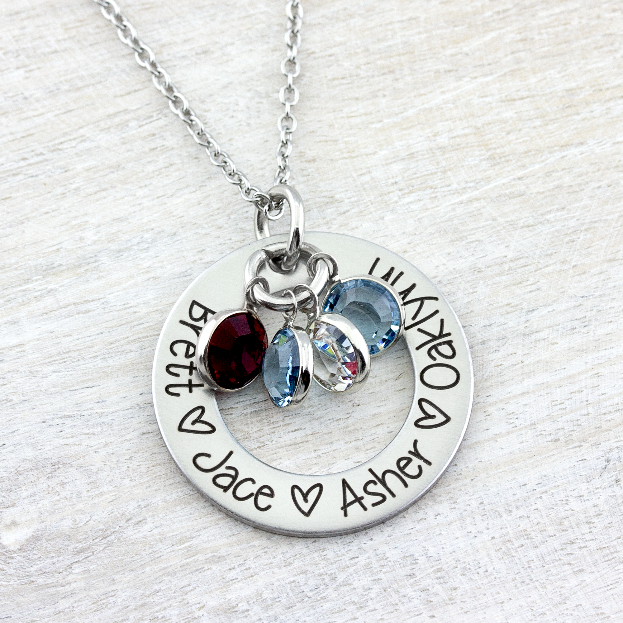 Jewelry with 2025 kids names