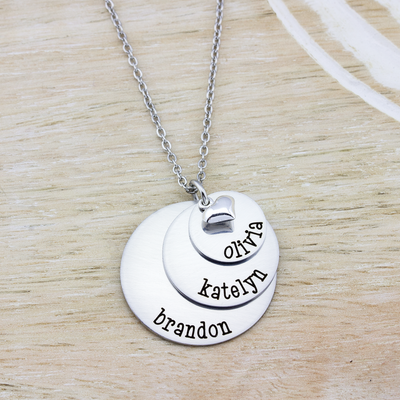 Layered Name Necklace for Mom, 3 Name Necklace