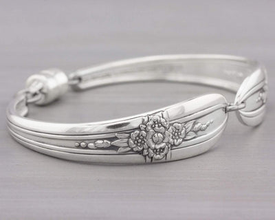 Silverware Bracelet - Unique Spoon Jewelry - Triumph 1941 Spoon Bracelet - Christmas Gift for Her - Mothers Jewelry