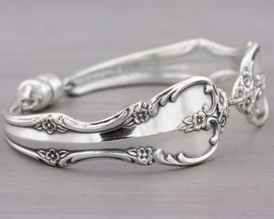 Southern Splendor 1962 Silverware Jewelry Bracelet Gift Idea for Mom