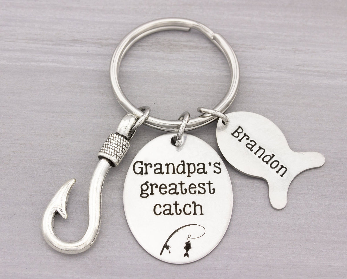 Personalized Fishing Gifts for Men - Fishing Keychain with names Gift for Dad Grandpa - Custom Fish Key Chain Fathers Day Gift for Fisherman